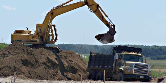 truck loading with fill dirt